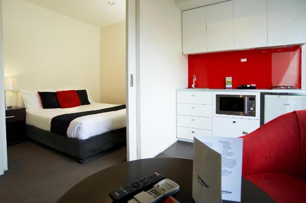 Comfort Apartments On Elizabeth Melbourne City Exterior foto