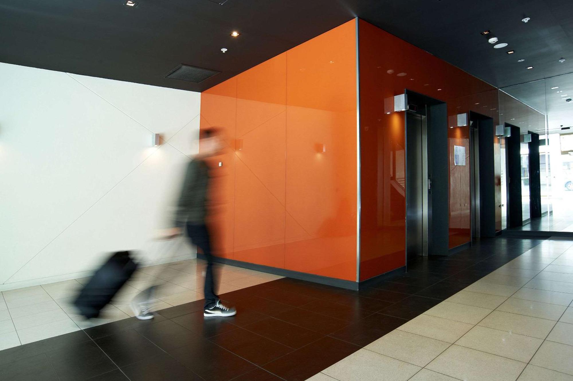 Comfort Apartments On Elizabeth Melbourne City Exterior foto
